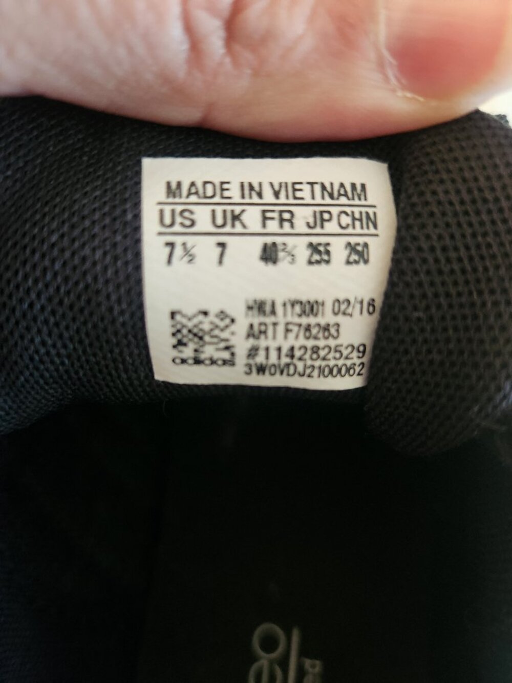 ADIDAS Men's Size 7.5 - Picture 2 of 3